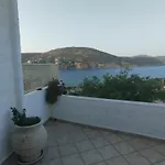Glaros Agriolivadi Apartman *