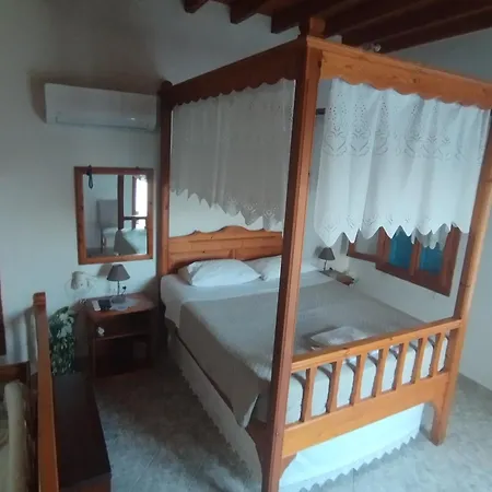 Glaros Agriolivadi Patmos